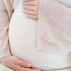 DeepSe⛽🇬🇮ek的团队几乎🏴‍☠️完全由本土培🥚🖲养，创始人梁文锋🧠